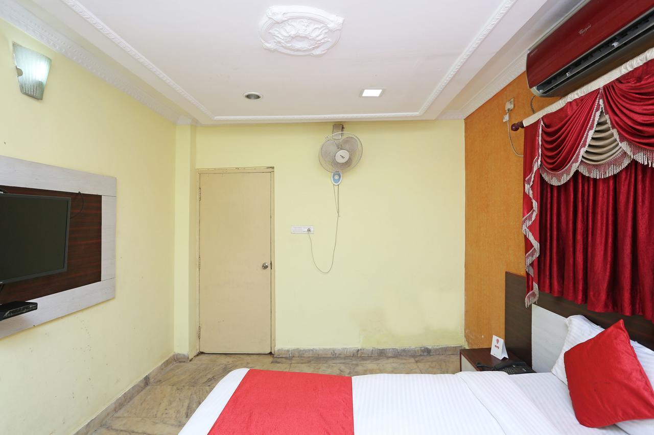 Oyo 4526 Jaydev Vihar Hotel Бхубанешвар Екстериор снимка