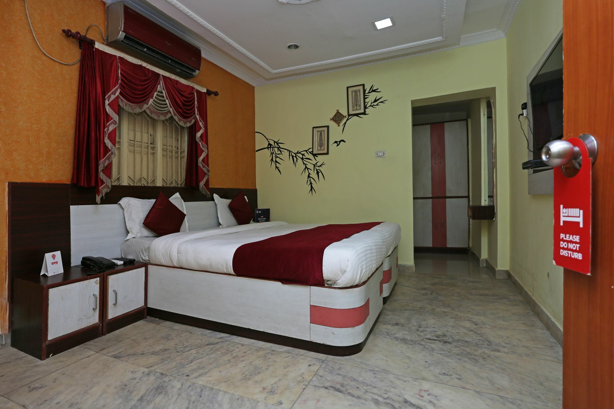 Oyo 4526 Jaydev Vihar Hotel Бхубанешвар Екстериор снимка